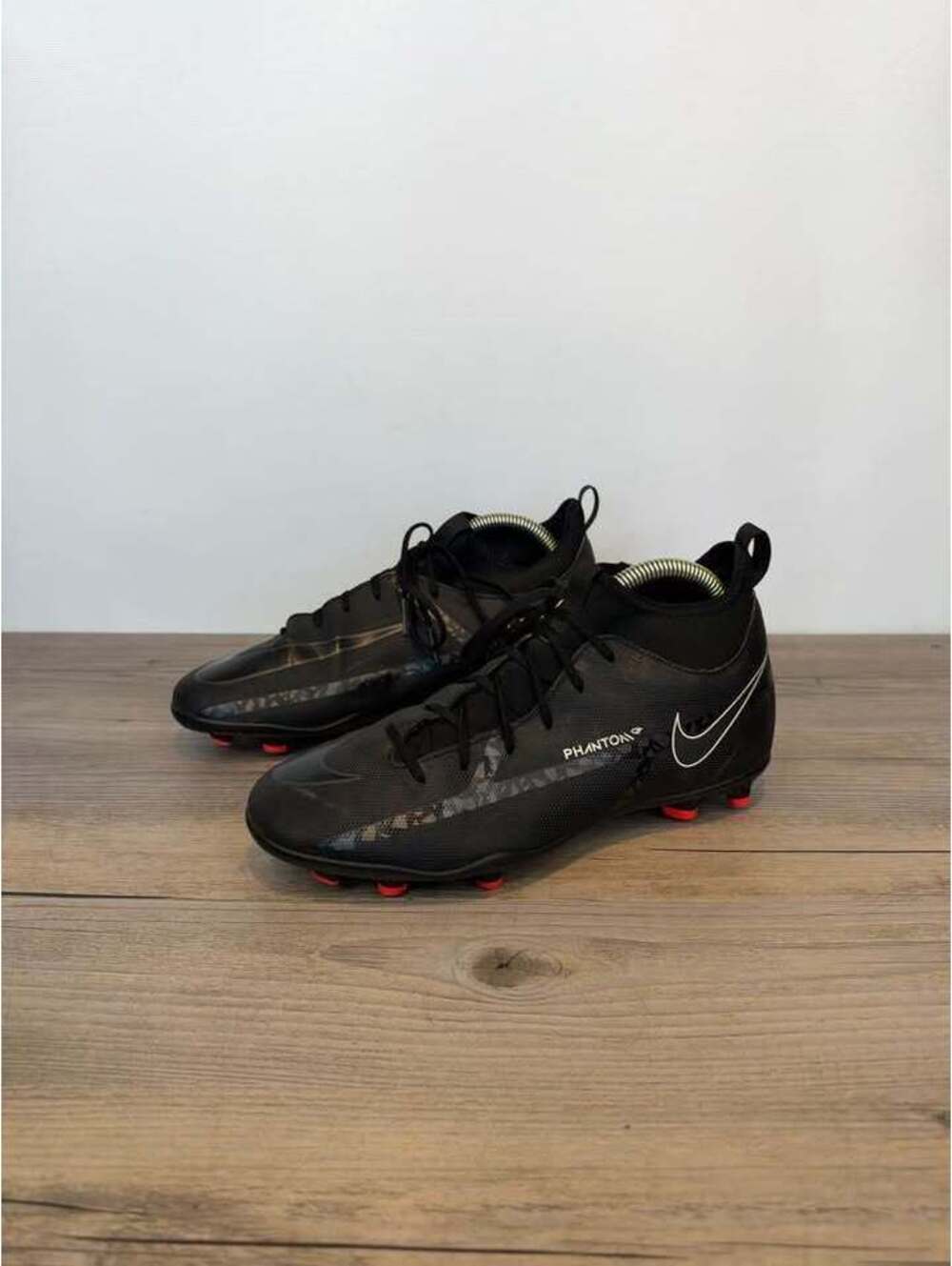 Nike Jr. Phantom GT2 Academy Dynamic Fit MG Kids Size 5Y DC0822-001